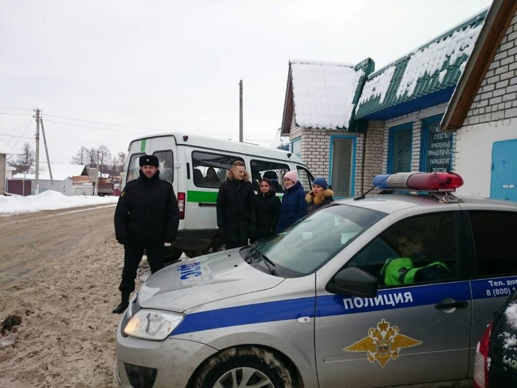 В п. Кугеси выявили водителей-должников | Тăван Ен