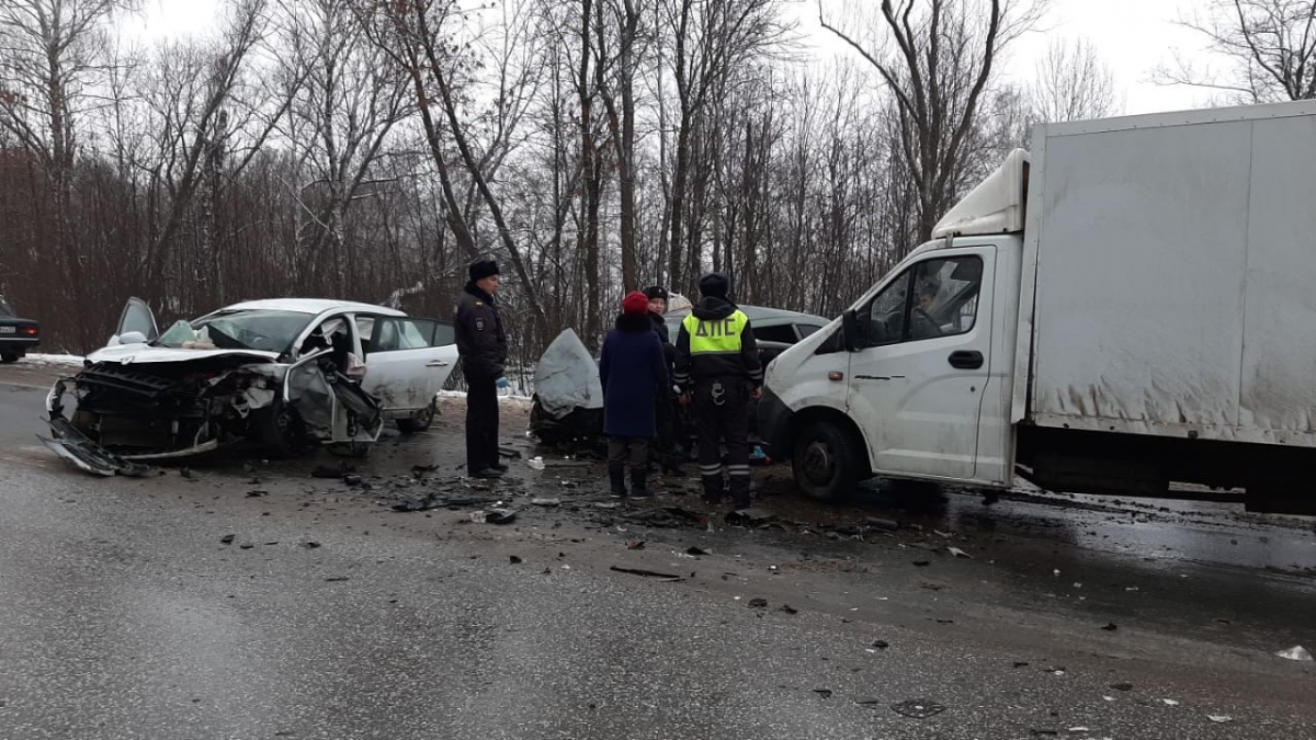 В ДТП с тремя машинами в Канашском районе погибла женщина-водитель | Тăван  Ен