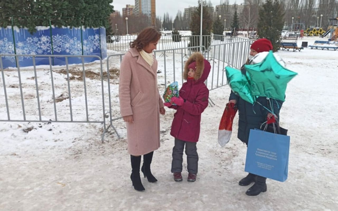 Новогодний Новочебоксарск. Елка желаний Чебоксары. ГТРК Новочебоксарск. Елка желаний ГТРК.