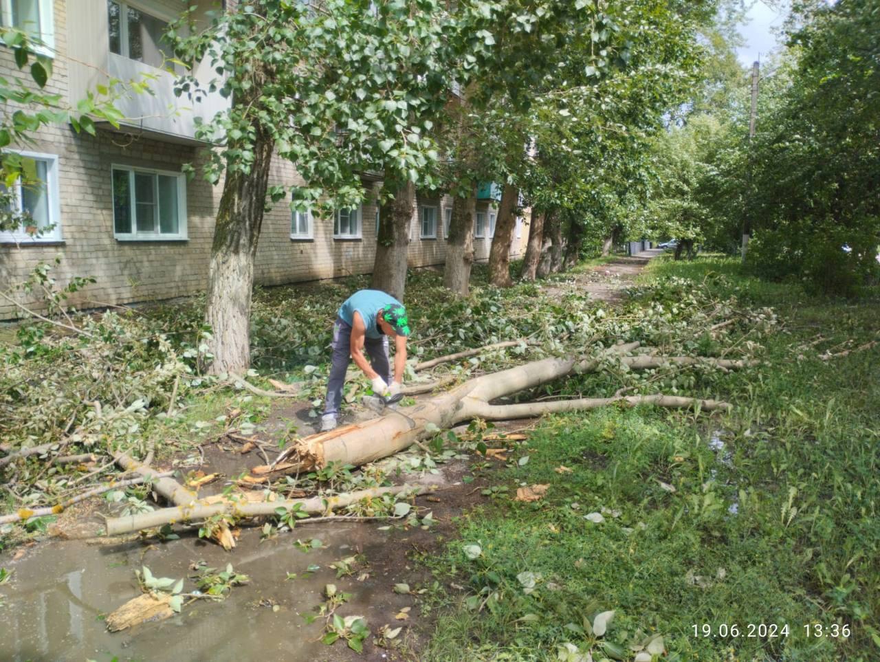 В Алатыре устраняют последствия сильнейшей грозы | Тăван Ен